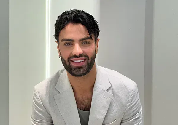 Mehdi Kenwell De la technique capillaire à l’architecture de la confiance