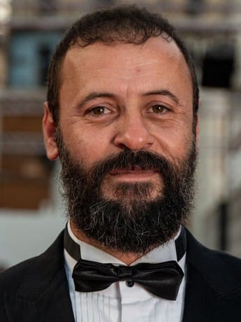 Ali Suliman : l’acteur palestinien qui relie l’Orient au cœur du cinéma français