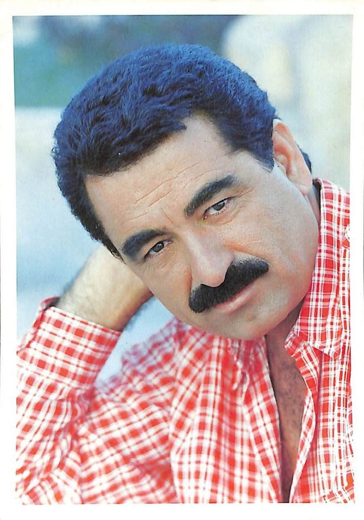 İbrahim Tatlıses, la voix légendaire de Turquie dont l’écho a marqué Paris et les diasporas de l’Orient