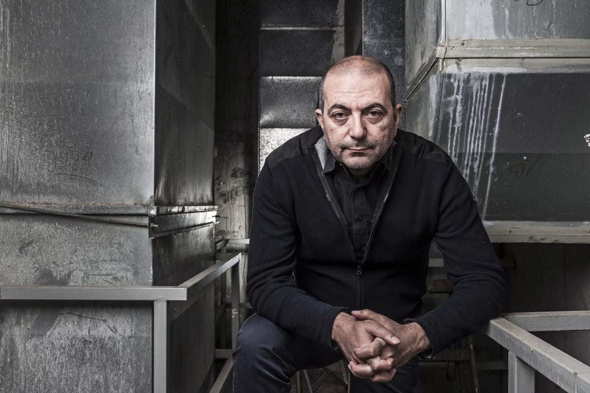 Hany Abu-Assad construit un cinéma sans slogans, où chaque choix narratif engage une réflexion éthique.