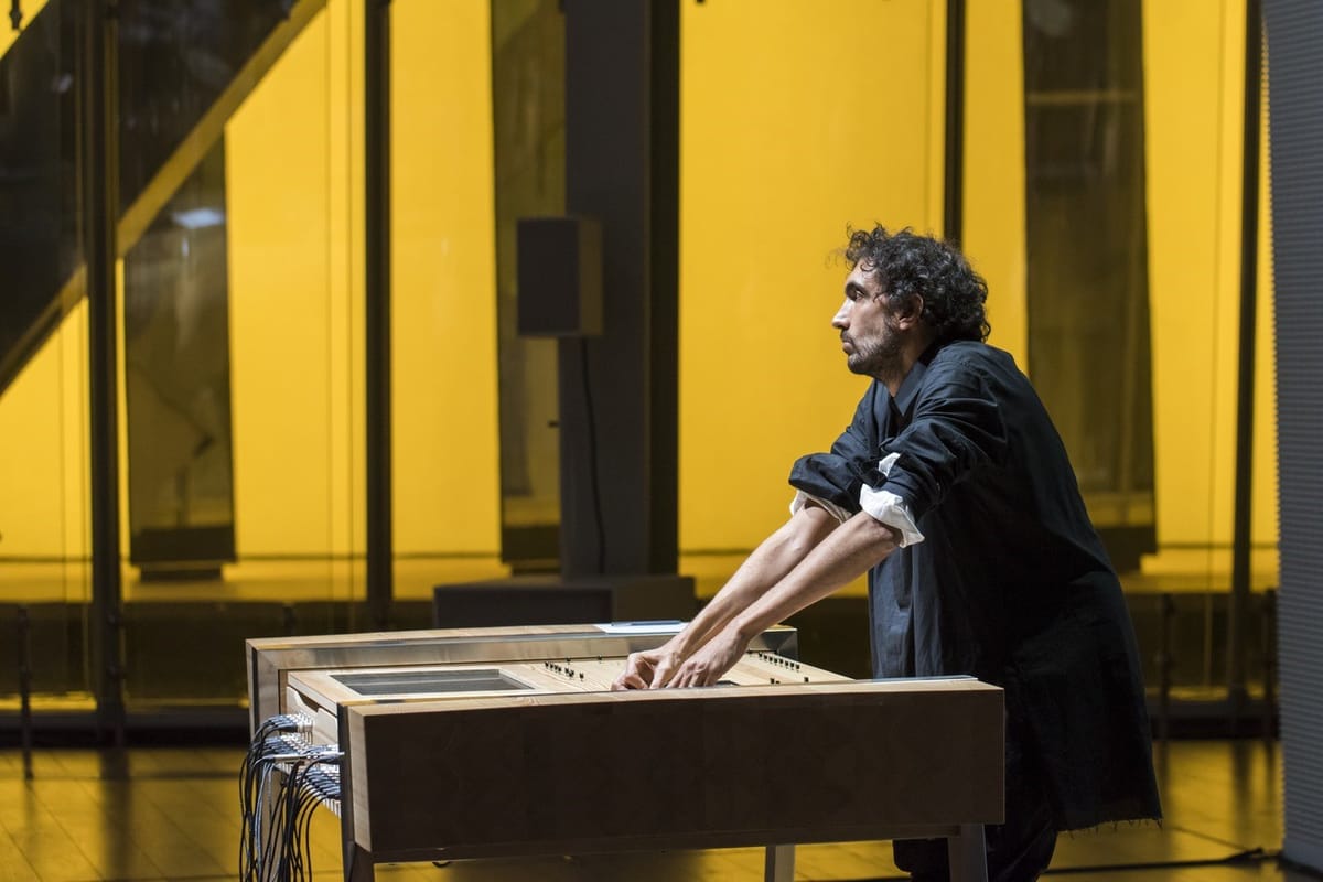 Tarek Atoui, écouter le monde depuis Paris