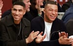Lors de la Coupe d’Afrique des Nations au Maroc, quand Mbappé soutient Hakimi : un geste qui dépasse le football