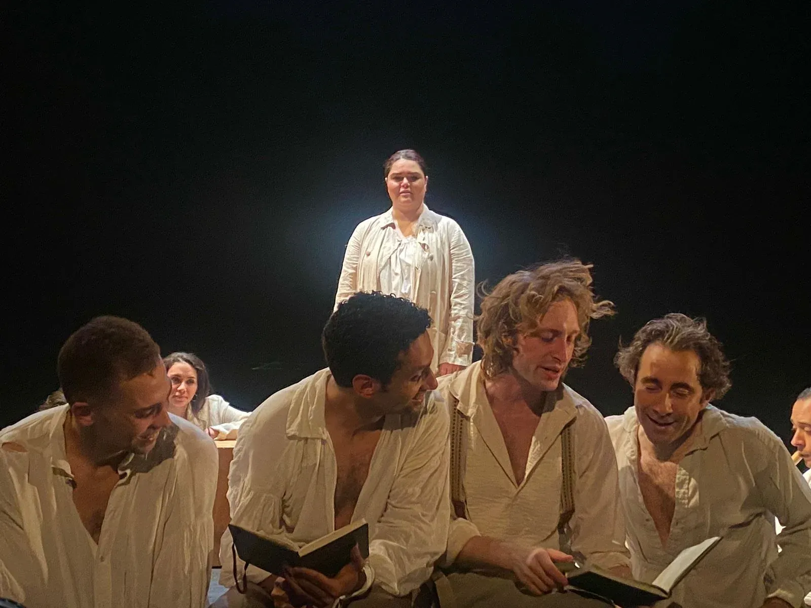 De Paris au Caire le théâtre comme langue commune