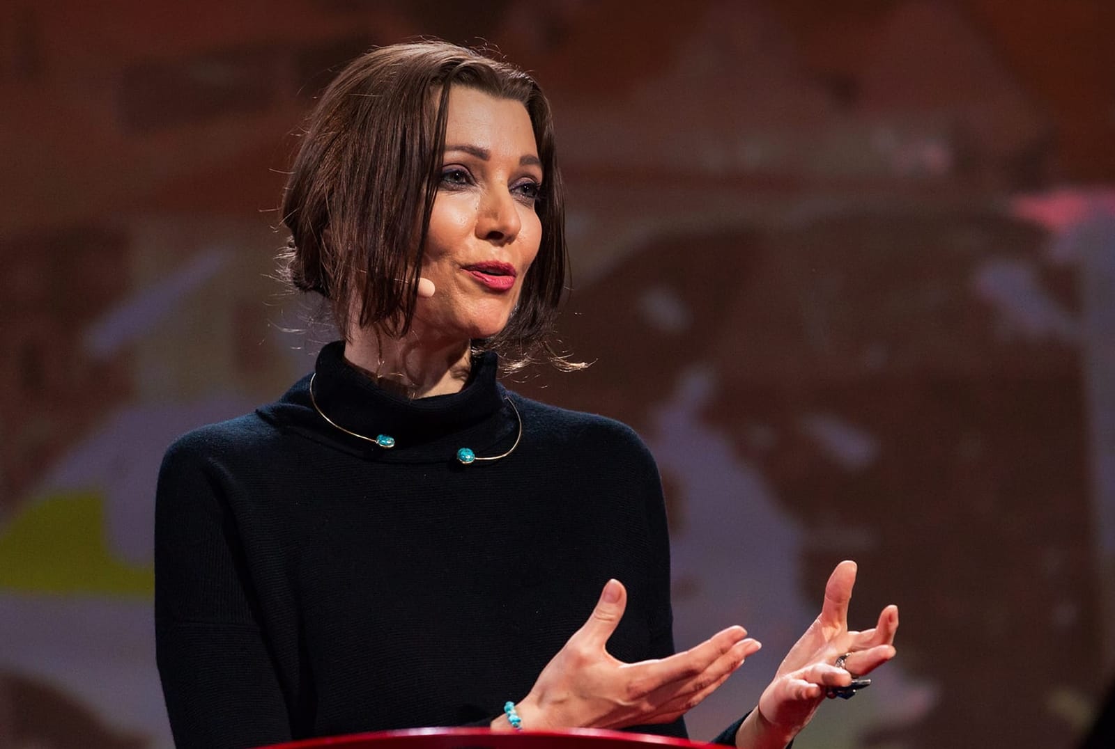 Élif Shafak et la France Strasbourg, première frontière d’une écriture libre