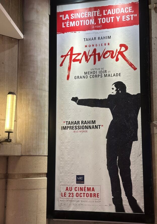 Monsieur Aznavour Quand la France se raconte avec une âme venue d’ailleurs