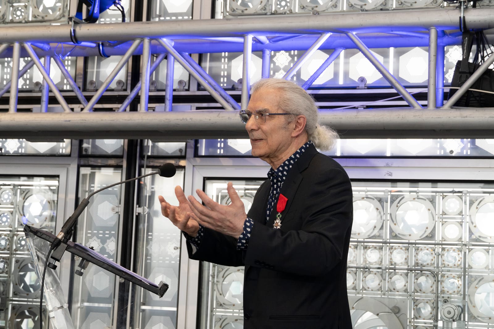 Claude Lemand Construire une place pour l’art arabe, sans le traduire