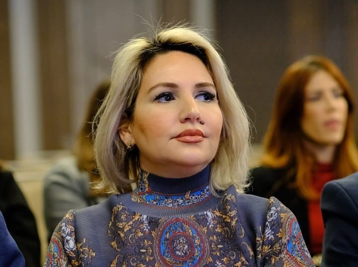 Sara Al-Sarrāf Écrire l’écoute : quand le roman devient espace de responsabilité