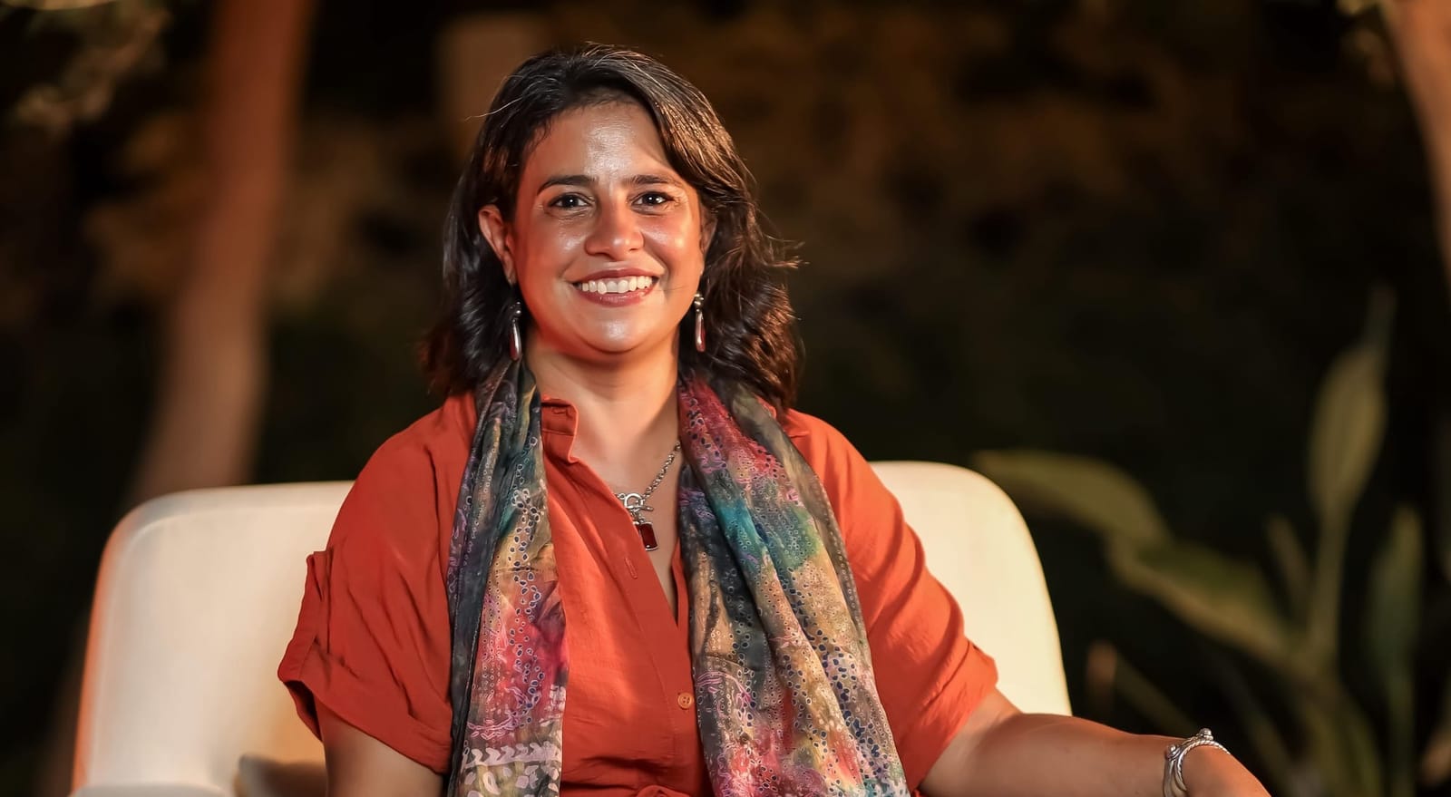 Nadine Khan, ou la mise en scène comme espace de justesse