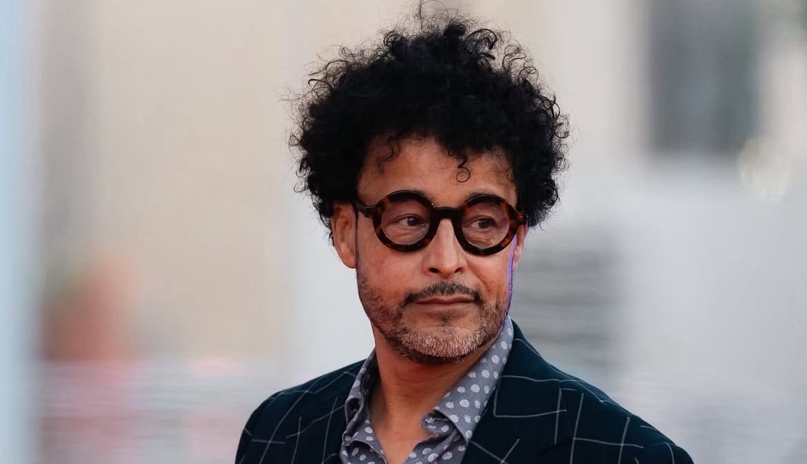 Malek Akhmiss Le corps comme mémoire, le jeu comme responsabilité