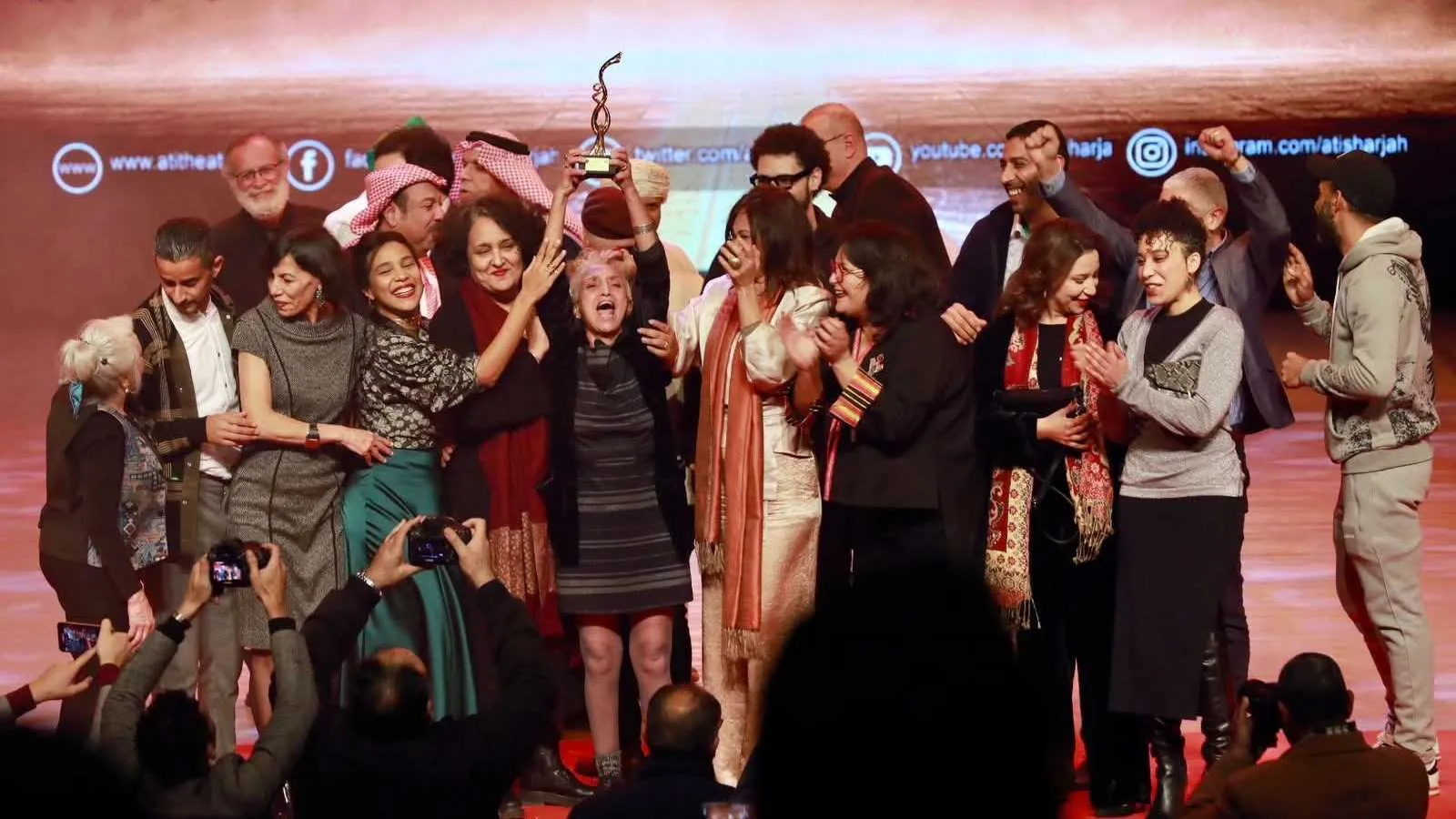 « Al-Hâribât » : une consécration majeure qui redéfinit la place du théâtre arabe contemporain