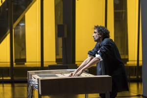 Tarek Atoui, écouter le monde depuis Paris