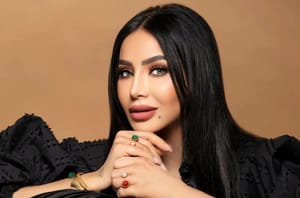 Lojain Omran à Paris : comment une figure médiatique arabe impose son style