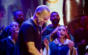 Michel Fadel écrire Paris avec un piano venu d’ailleurs