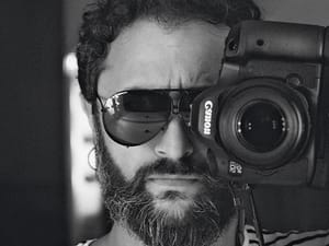 Sharbel Bou Mansour Celui qui ne capture pas l’image, mais fabrique la croyance visuelle