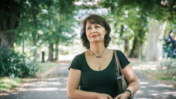 Les siècles inachevés de Thikra Mohammed Nader : entre Orient de la mémoire et Occident de l’exil