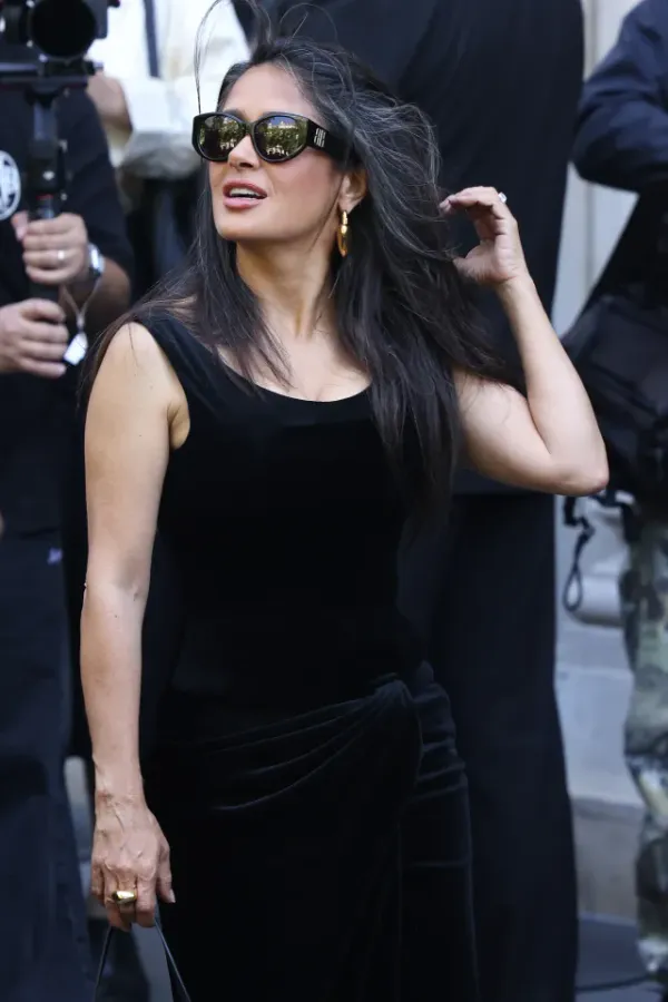 Salma Hayek : une icône mondiale entre Hollywood, Paris et un héritage arabe qui façonne sa vision du monde