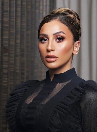 Dina El Sherbiny : la star égyptienne qui dévoile un nouveau visage du Caire à Paris