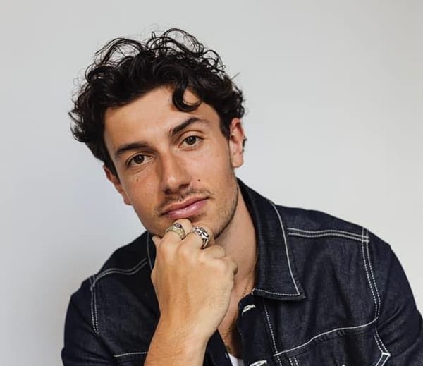 Anatole Édouard Nicolo écrire depuis la faille