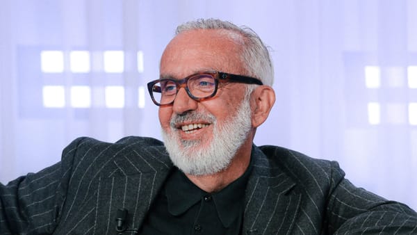 Dominique Farrugia habiter l’ombre pour écrire la structure du récit