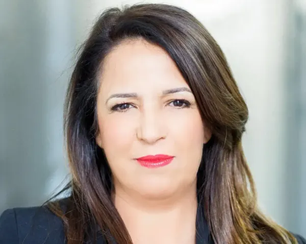 Bouchra Réjani l’architecture invisible du récit collectif